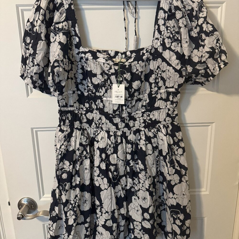 Women's Black & White Floral Patterned Mini Dress by AE77, Size M, NWT